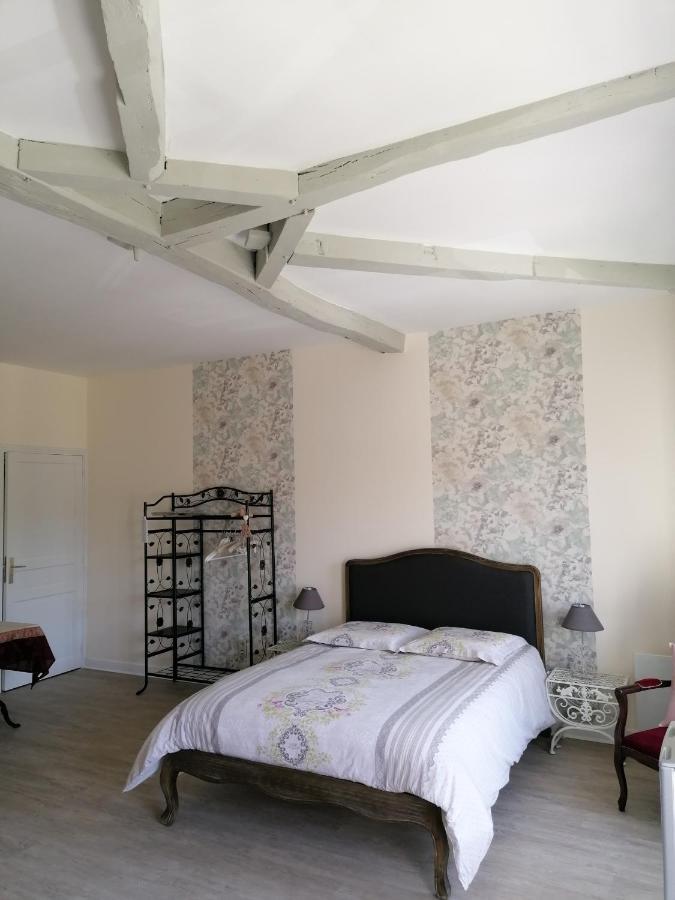 Chambre D'Hotes Esprit De Famille Landreville Exteriör bild