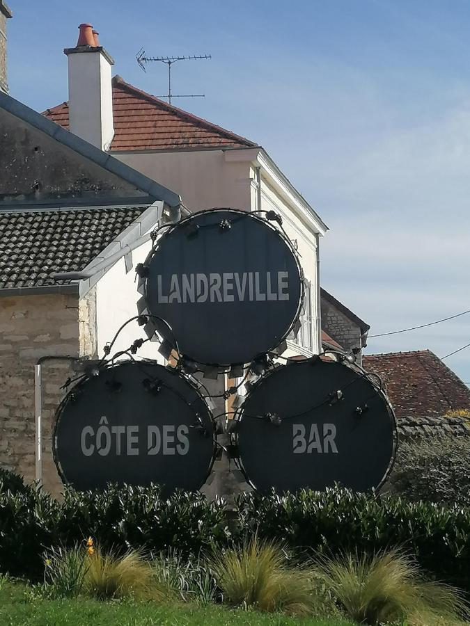 Chambre D'Hotes Esprit De Famille Landreville Exteriör bild